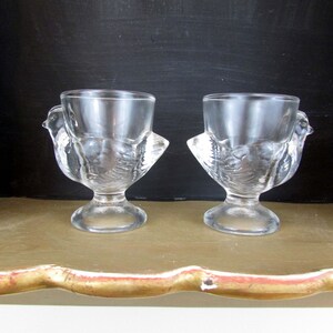 Vintage Glass Hen Egg Cup Coquetier Set of 2 by Cristal D'Arques-Durand France Arcoroc Luminarc zdjęcie 4