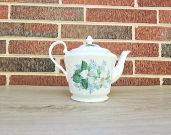 Théière Trillium Renaissance - Porcelaine fine - Fait Au Canada