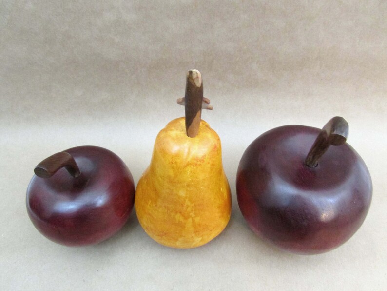 Beautiful Large Carved Wood Pear and Apples Amazing Decor Pieces Sculpted wood Realistic image 6