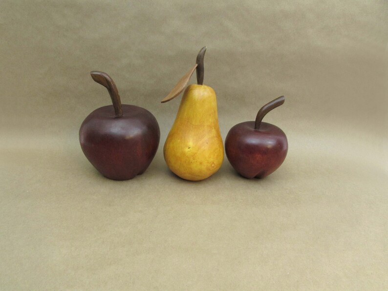 Beautiful Large Carved Wood Pear and Apples Amazing Decor Pieces Sculpted wood Realistic image 3