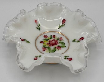 Vintage Fenton Milk Glass Clear Crest 6" Popielniczka na drobiazgi ręcznie malowana róża