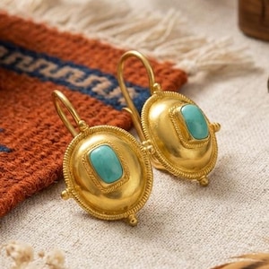 Pendientes bohemios dorados, pendientes turquesa de estilo vintage, pendientes colgantes ovalados artesanales, regalo delicado para ella.