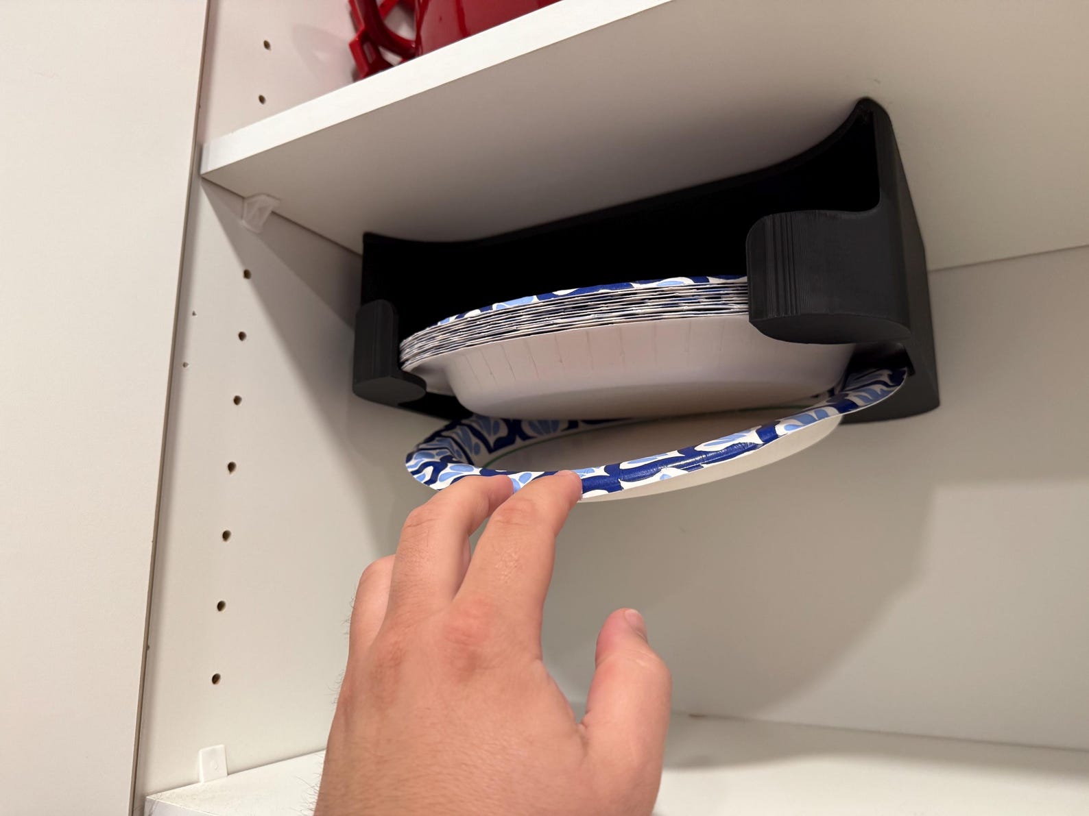 Under-Cabinet Paper Plate Dispenser (8 or 10 Inch Plates)