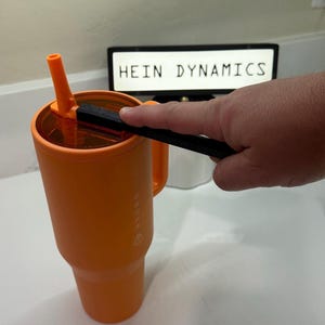 Lid Lever™ HydroJug Lid Opener – Twist Assist Tool for Traveler Sport 20oz 32oz 40oz