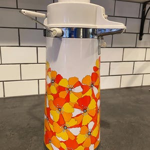 70s Pump Thermos - Etsy
