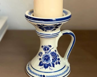 Vintage Hand-Painted Delft Blue Candle Holder – Holland, Floral Motif, Fits 2.5” Pillar (5.5”)
