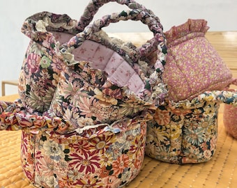 花柄キルティングコットンラウンド収納バスケット、編み込みハンドルトートバッグ、シャビーシックコテージコア