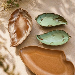 Vintage Frankoma Leaf Dish Set of 4 | Earth Tone Pottery | Mid Century Organic Serveware Collection