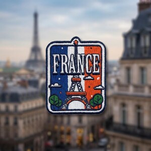 France Eiffel Tower Embroidered Patch Travel Souvenir Paris Style Patch for Jacket Backpack Hat