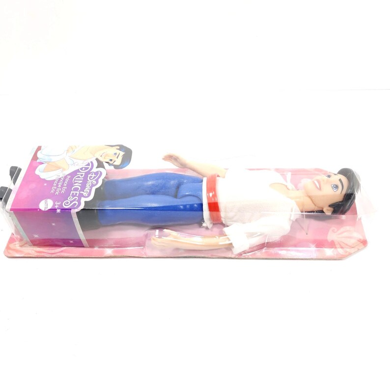 Disney Store Poupée Prince Eric La Petite Sirène 30 cm (12 po.) neuve dans son emballage image 5
