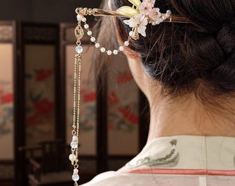 Chinese Hairpin for Hanfu, Pearl & Floral Design, Gift for Her, Cultural Jewelry, Wedding Hairpin for Bride