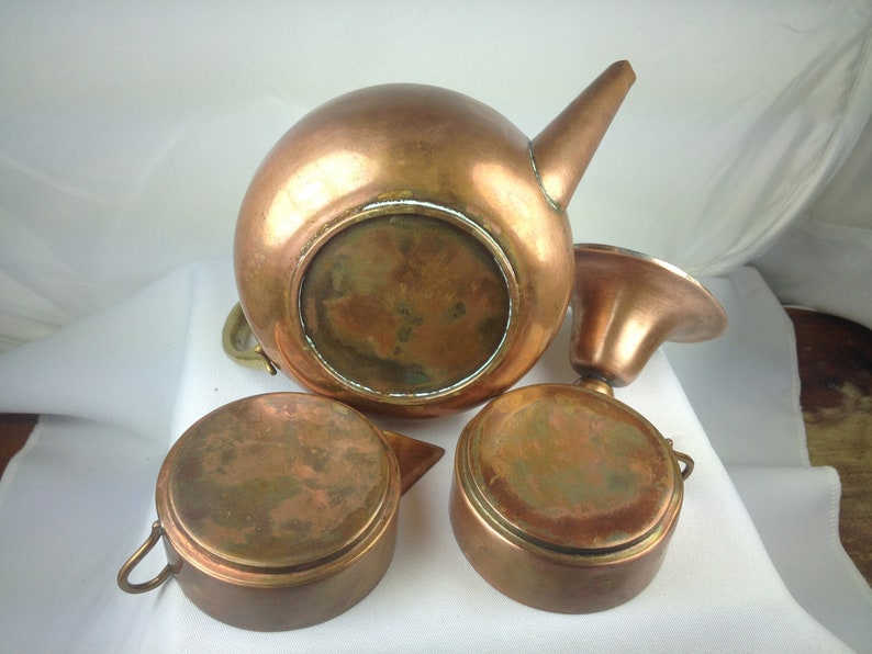 Vintage Copper /& Brass Teapot with Fitted Creamer Cup and Bell