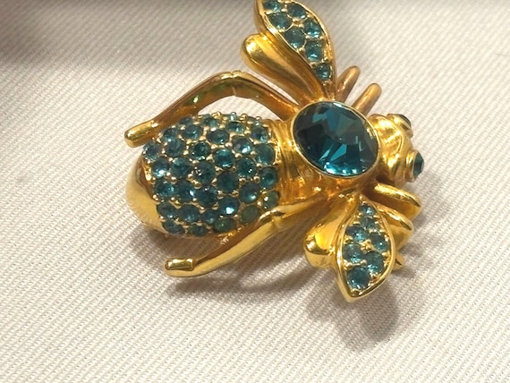 Joan Rivers Bee Brooch