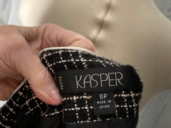 Kasper and Tahari Black & White Tweed Jackets siz… - image 4