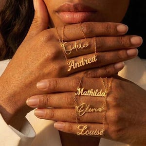 Collar con nombre personalizado, acero inoxidable chapado en oro, joyería delicada e impermeable, regalo personalizado para ella, regalo para el Día de la Madre.