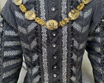 Skull and Swords Belt, Baldric, or Chain of Office (All Gold)