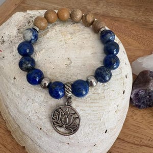 Lapis Lazuli Aromatherapy Bracelet | Clarity, Calm, Third Eye Chakra (Essential Oil Included)