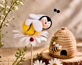 Bumble Bee Daisy Pick | Spring Floral Arrangement, Wreath Attachment, Garden Decor