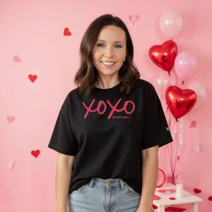 XOXO Script Tee | Pink Handwritten Love Graphic Shirt