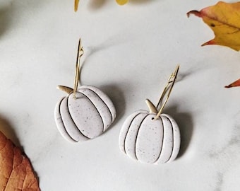 Speckled White Pumpkin Hoop Clay Earrings, White Pumpkins, Polymer Clay Earrings, Fall Autumn Earrings, Thanksgiving Dangles, Handmade