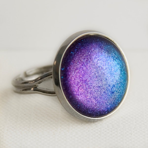 Dreamscapes Ring in Silver - Purple and Blue Shimmery Colour Shifting Ring