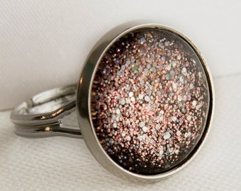 Magic Mirror Ring in Silver - Pink & Silver Multicolor Glitter Ring