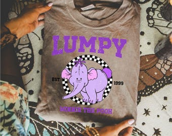 Maglietta Comfort Colors® Lumpy Elephant | Top in stile vintage dalla vestibilità comoda | Regalo per i fan di Winnie the Pooh