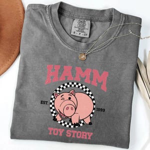 Maglietta Comfort Colors® Hamm Pig | Maglietta oversize in stile vintage | Regalo per i fan di Toy Story immagine 8