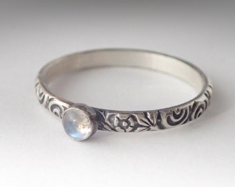 Dainty Moonstone Ring, Sterling Silver Floral Pattern Band with 3mm Moonstone, Natural Moonstone, June Birthstone Ring, June Jewelry