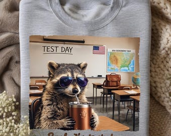 Diseño PNG divertido de profesor mapache para el día del examen / Sublimación PNG "Bruh It's Test Day", gráfico para camiseta con humor sobre exámenes escolares
