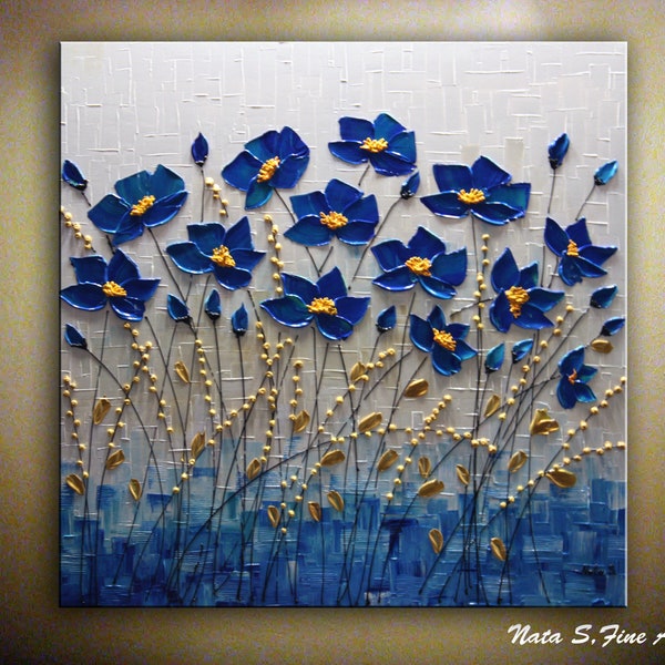 Abstrakte strukturierte Blumen Malerei, Blau Weiß Kunstwerk, Spachtel Kunst, Moderne Acrylmalerei, Wohnzimmer Wandkunst von Nata S