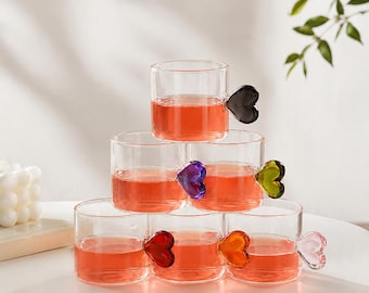 Tazza da espresso con manico a cuore in vetro / Tazza da caffè in vetro borosilicato, mini tazza da latte estetica, tazza da tè in vetro trasparente, tazza colorata con manico a cuore