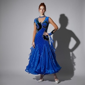 blue dress waltz Wildflower Waltz Midi Dress in River Blue main image 0