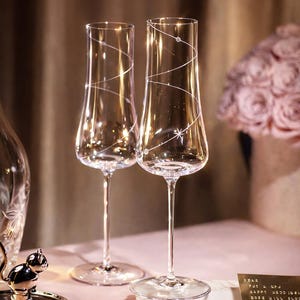 Flûtes à champagne célestes gravées | Coffret cadeau de mariage de luxe