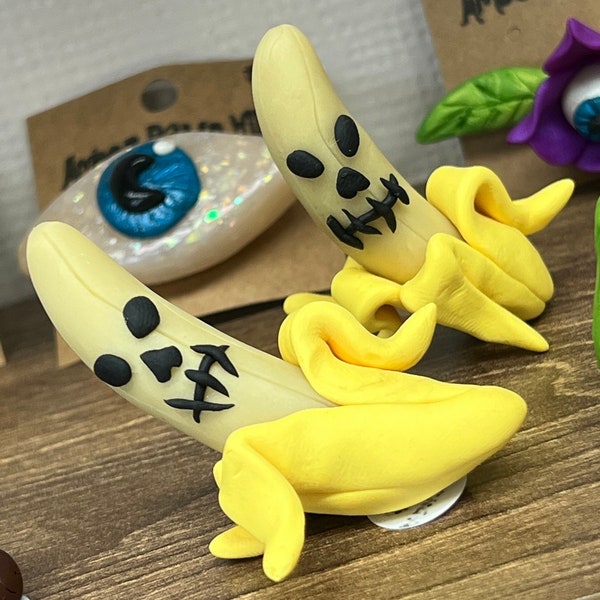 Banana Skull Sculpture