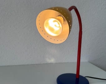 Lámpara de escritorio vintage Happy Light de los años 80 – Lámpara de mesa de cuello de cisne estilo Memphis – Azul, rojo, amarillo – Arte pop posmoderno