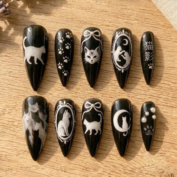 Hand-Painted Black Cat Press On Nails, Goth Japanese Art, Feline Paw Print Nails