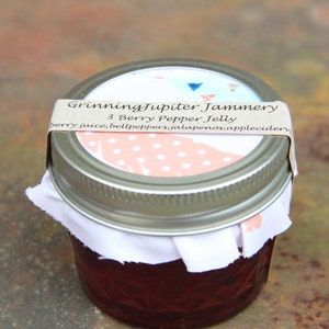 3 berry Pepper Jelly 4oz image 1