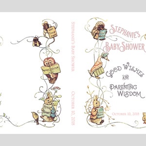 Puede incluir: Una invitaci&oacute;n a un baby shower con un dise&ntilde;o caprichoso que presenta ilustraciones de animales de los libros infantiles de Beatrix Potter. La invitaci&oacute;n est&aacute; decorada con enredaderas florales y el texto "Stephanie's Baby Shower" y "Good Wishes and Parenting Wisdom" con la fecha "October 10, 2018".