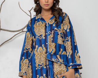 Blue Tiger print pajama set, pure cotton handmade, PJ'set for women, Bridesmaids Pajama set, daily use night wear for women and girls.
