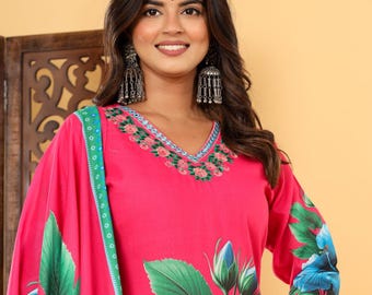 Pink Floral Printed Regular Thread Work Kurta Set with Dupatta|Hibiscus Print Indian Suit Women’s Pure Cotton Kurta Festive Trousers Set|
