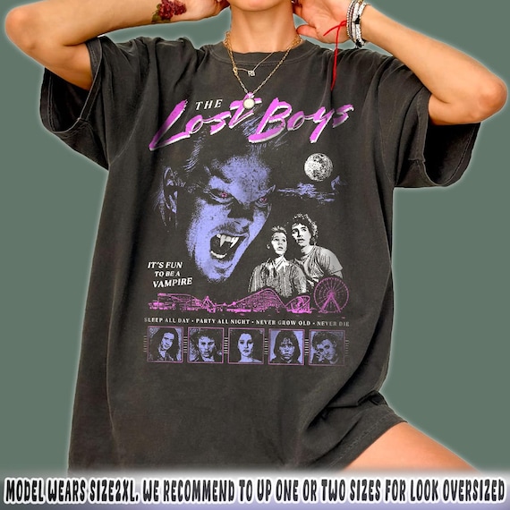 Limited Horror Movie Shirt, Vintage Night Vampire Shirt, 80s Horror Gang Tee, Classic Vampire Cult Movie Style. Horror Graphic Tee