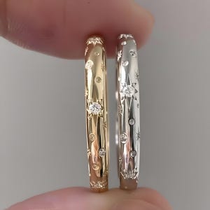 Massief gouden hemelse moissanietring, 10K massief geelgouden 3 mm Starburst-ringsieraden, hemelse band, bijpassende band, belofteband voor haar