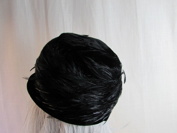 1960s Velvet and Feather  PILLBOX HAT Black - image 4