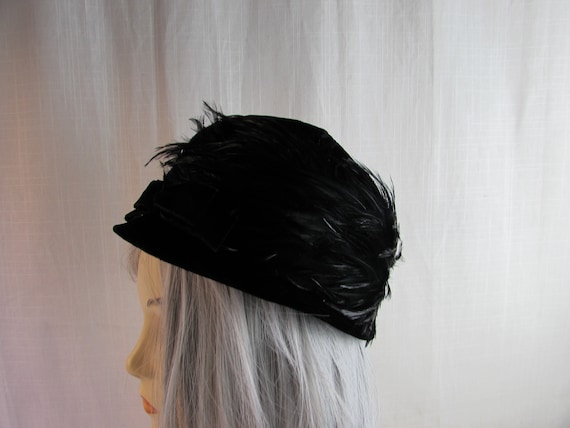1960s Velvet and Feather  PILLBOX HAT Black - image 3