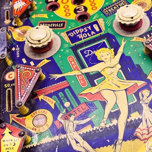 Vintage Pinball Machine Art Print: Retro Arcade Decor