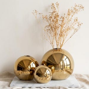 Golden Ceramic Ball Vase, Hydroponic Flower Pot, Modern Home Decor, Luxury Table Ornament, Minimalist Gift