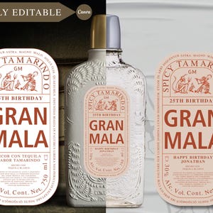 Puede incluir: Botella de tequila blanca con tapón plateado y detalles en relieve. La etiqueta dice "Spicy Tamarindo" y "Gran Mala" con el texto "25th Birthday". La botella contiene 750 ml de tequila.