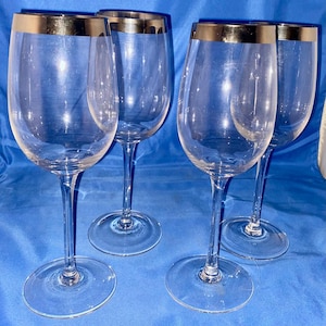 small wine glasses Glass Small Wine Set For Household Use – Whip In The Kitchen main image 0
