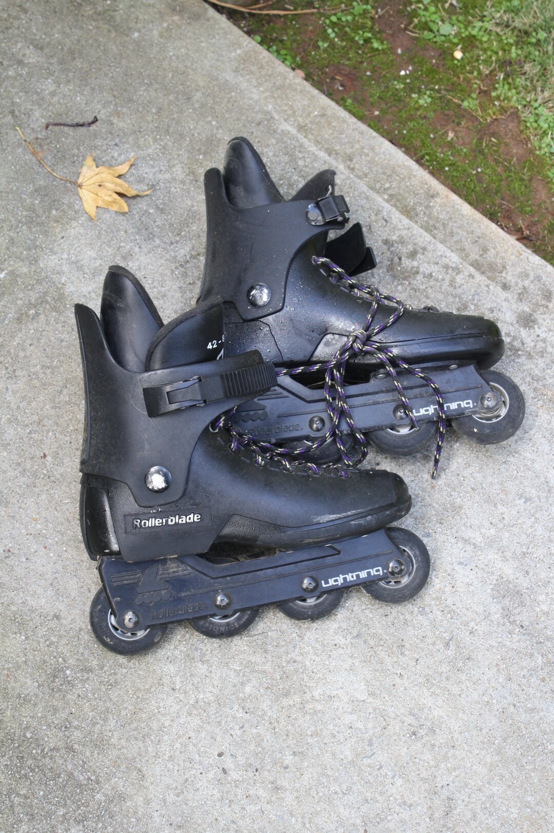 Vintage Roller Blades in Size 8.5 Womens With Lace up Closure - Etsy